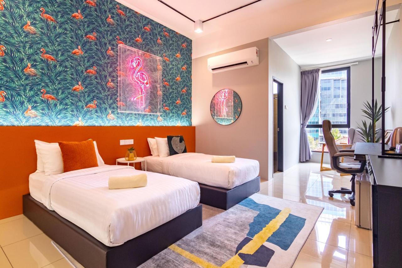 Scott Signature Suites By Alv George Town  Kültér fotó