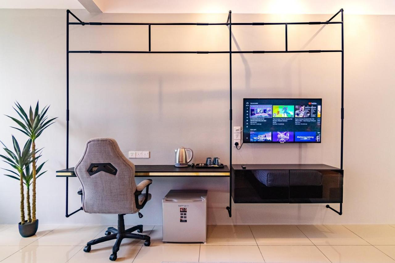 Scott Signature Suites By Alv George Town  Kültér fotó